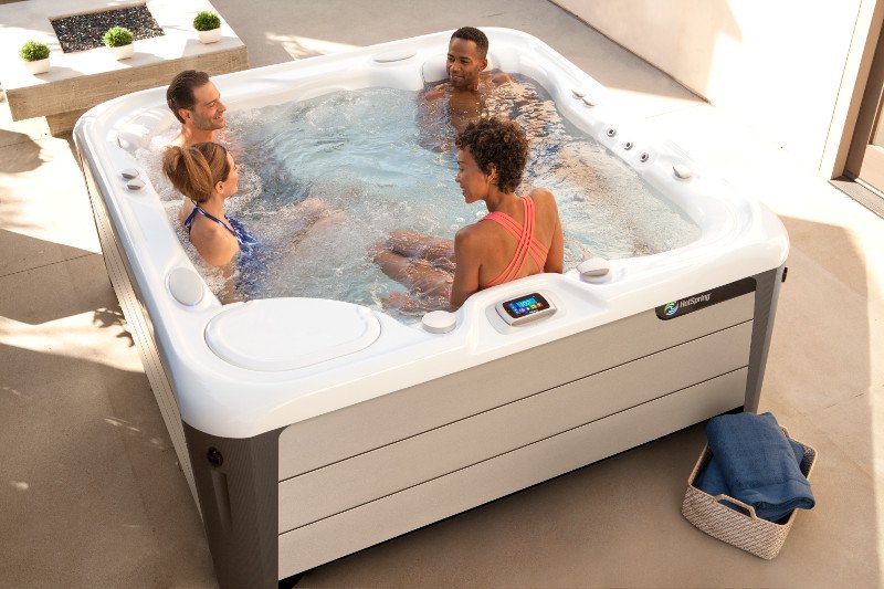 HotSpring-Highlife-Aria-AlpineWhite-SandStone-2 Hotspring-Higlife-Aria-Sandstone-buitenzijde
