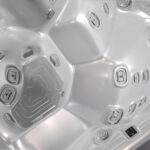 WELLIS_-_Makalu-LIFE_up_STS-1200×1200