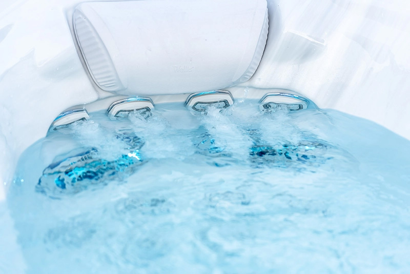 Wellis_jacuzzi_nek_massage